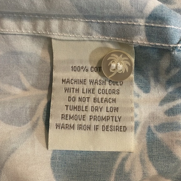 Tranquility Saltwater Tropical Print Button Down Shirt Size XL - Picture 11 of 11